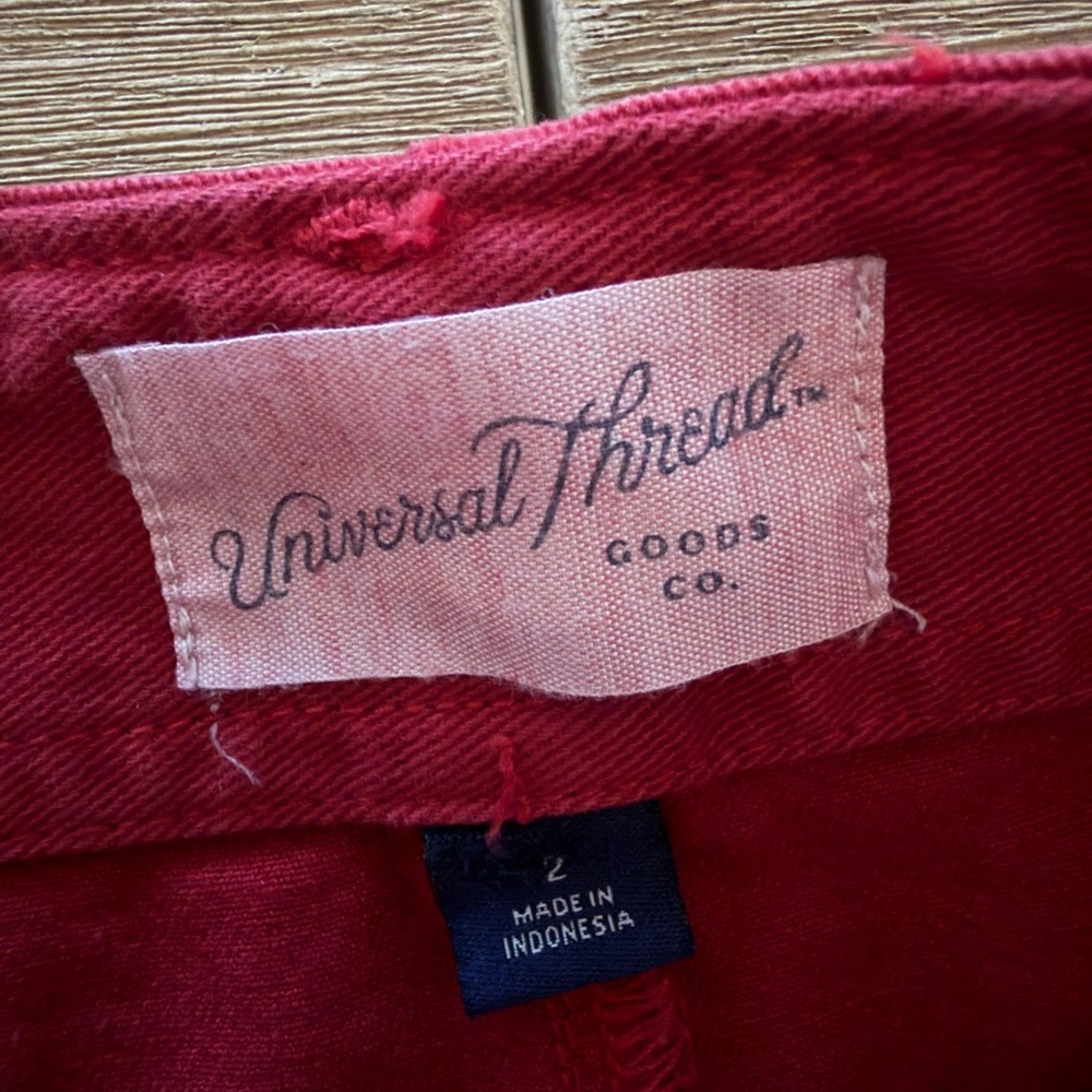 Universal Thread High Waist Burgundy Shorts - Picture 2 of 5